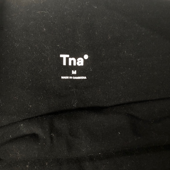 Aritizia TNA Black Leggings - Picture 1 of 3